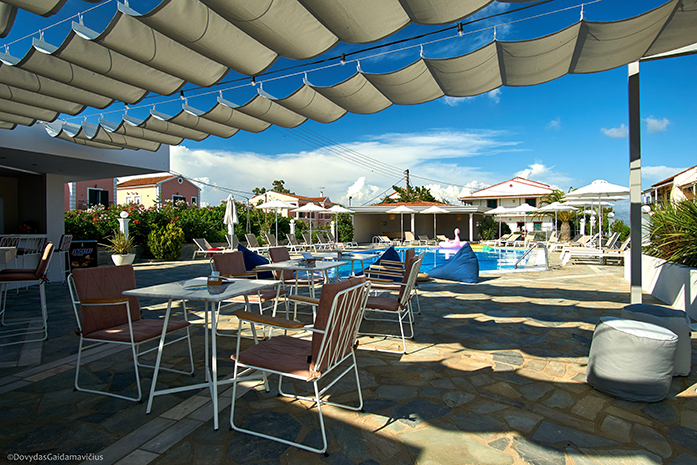 Seaside Suites: Your Dream Romantic Getaway in Kavos, Corfu 1