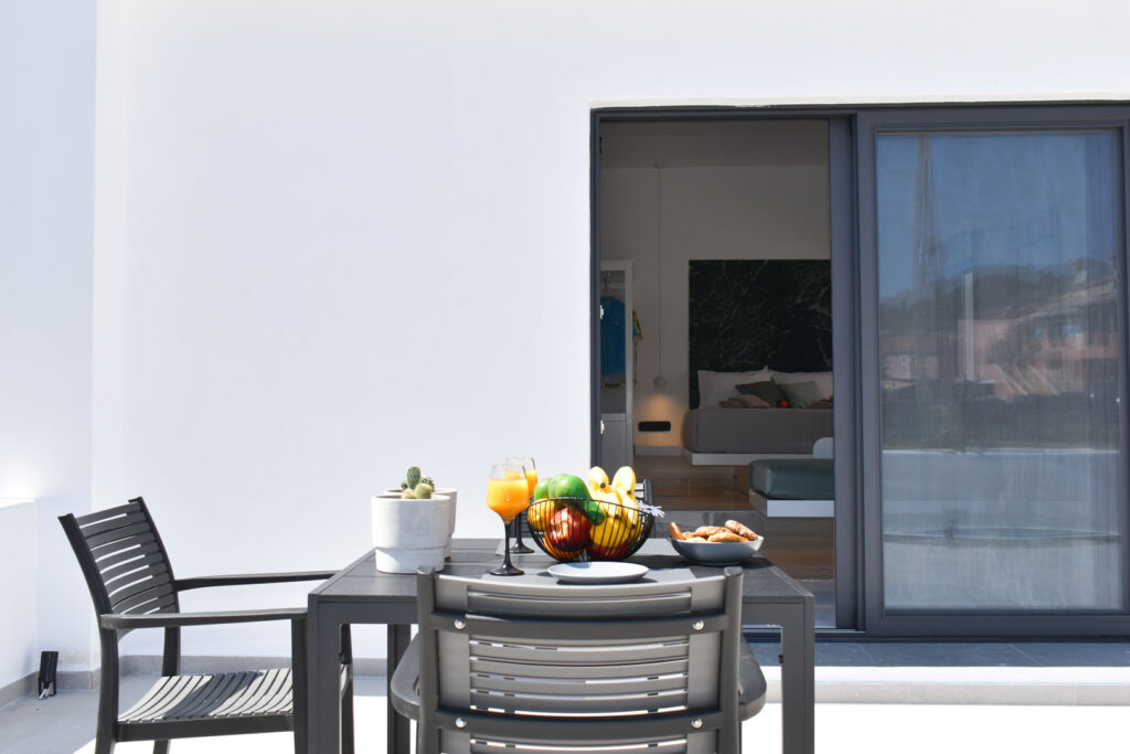 Emar Corfu: Your Luxury Gateway to Arillas' Serene Beauty 1 Honeymoon suite in Corfu Arillas 4
