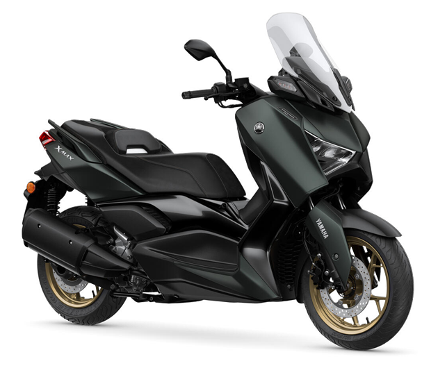 Unleash Your Daytona Adventure: Explore Like a Local with Scooters! 2 Yamaha