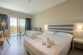 Cnic Gemini Hotel: Your Romantic Corfiot Escape Awaits 1 slide room 2 320x213 1