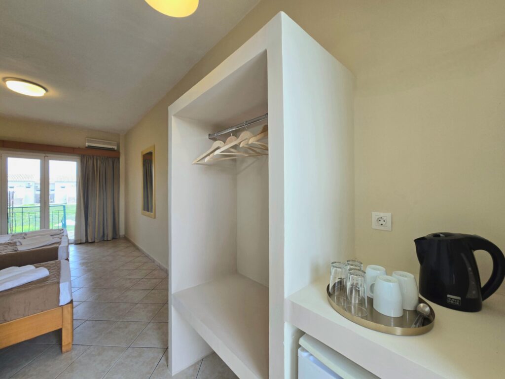 Koulouris Beach Hotel: Your Epic Kavos Escape Awaits! 2 koulourisbeach.corfudiscovery fullsize 2 1