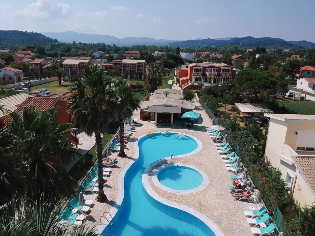 Orestis Apartments: Your Cozy Corfiot Escape in Lively Sidari 2 5b94e9 3742d2cb2f944093834a2b5c249aa1a0mv2 d 3500 2625 s 4 2
