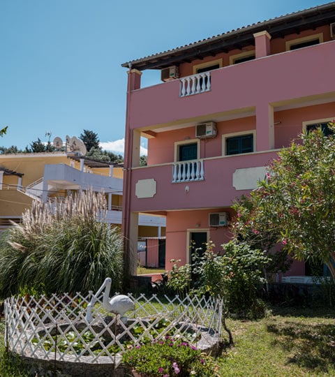 Katerina Studios & Apartments