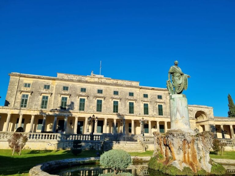 Corfu: Small Group City Walking Tour