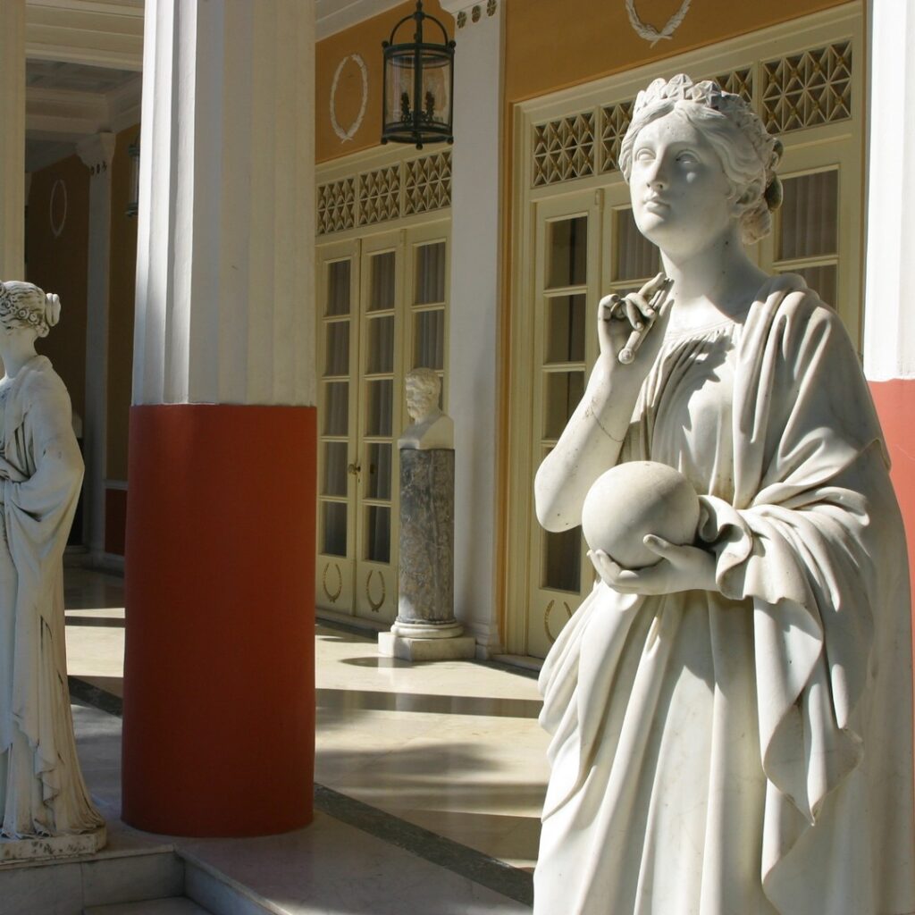 Corfu Island: Old Town and Achilleion Palace Coach Tour