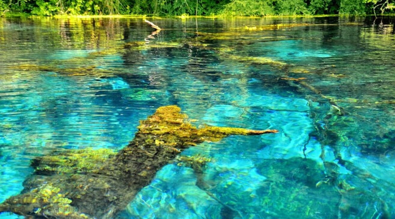 Unlock Albania’s Riviera: Saranda, Blue Eye & Ksamil from Tirana – Your Corfu Escape!