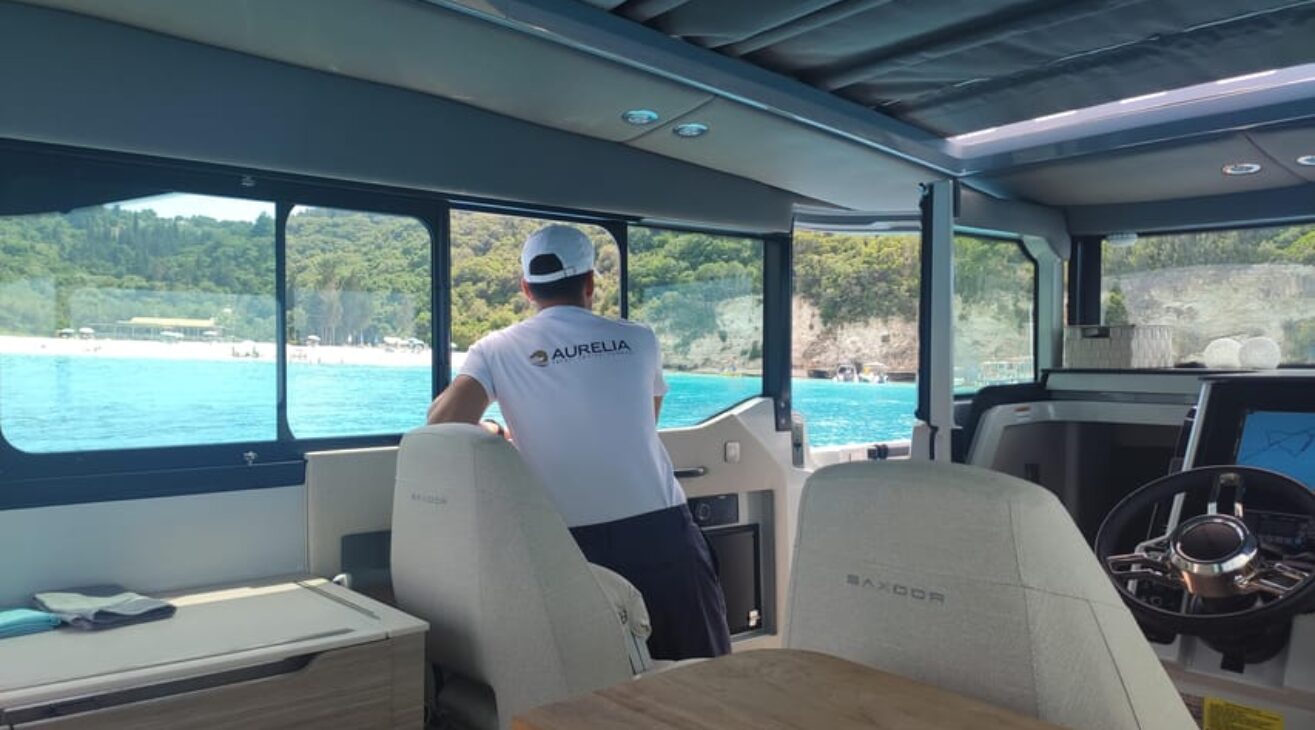 North East Yacht Coast Semi-Private Experience