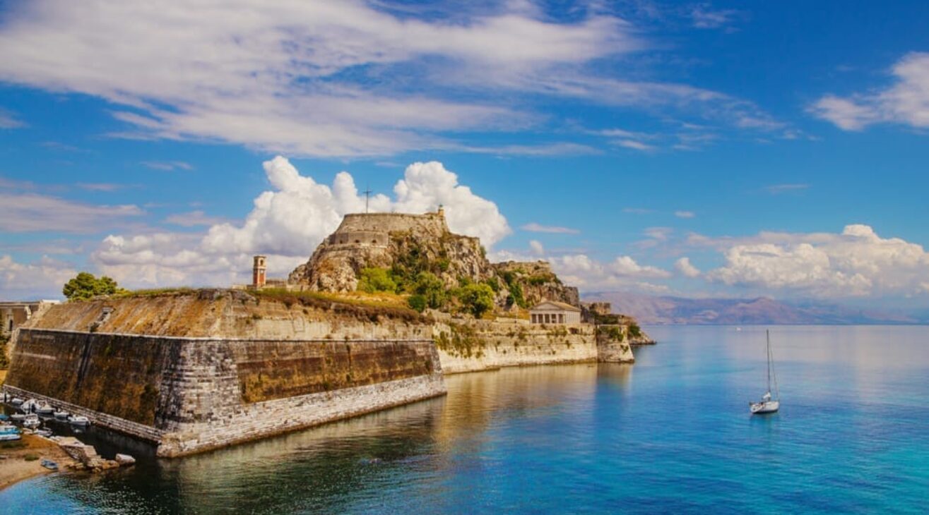 Saranda to Corfu: Your Ultimate Day Trip Adventure!
